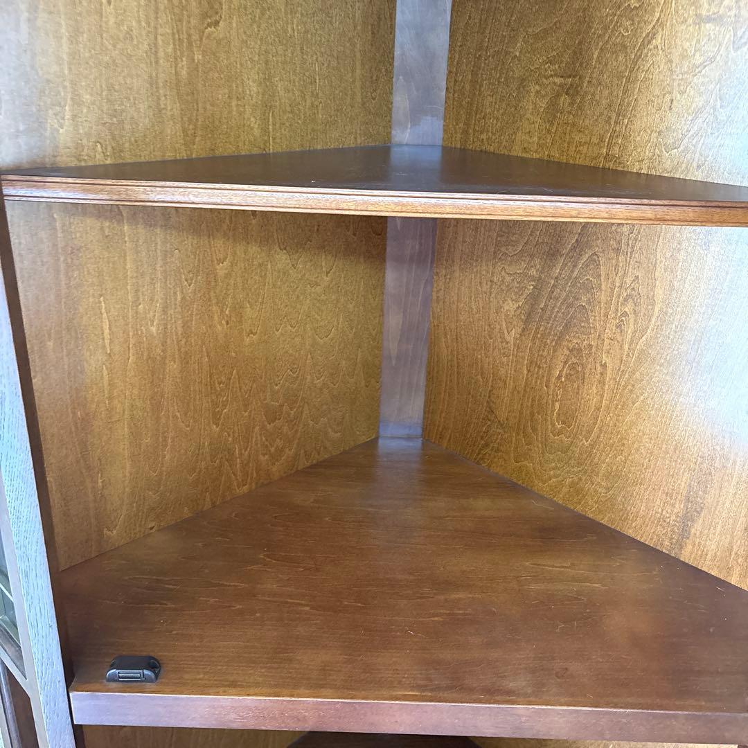 オールドカリモク　コーナーキャビネット　飾り棚　コロニアル