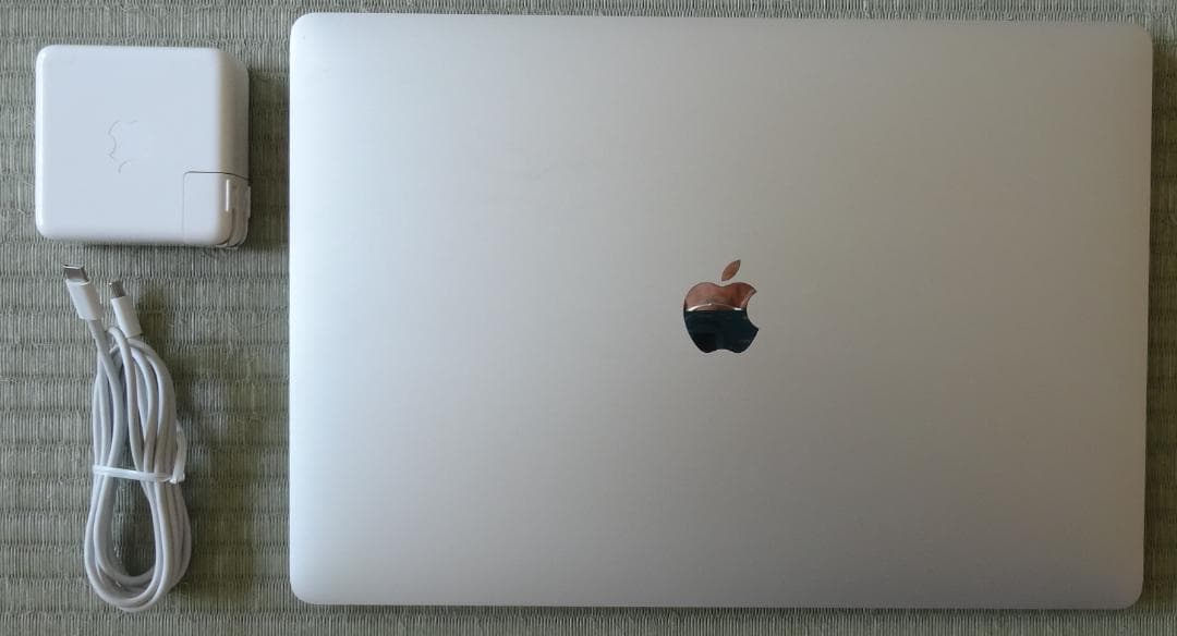 充放45回/MacBook Pro16 Ci9-2.4G/32G/1TB/超美品