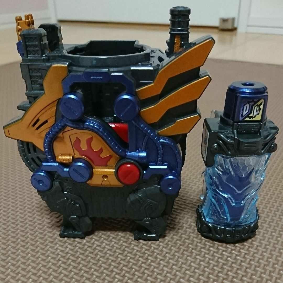 仮面ライダービルド DXクローズドラゴン