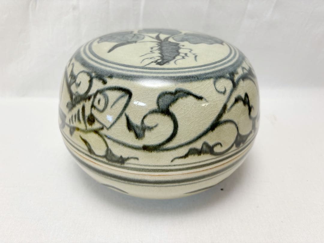 未使用 茶道具 清虚窯 平山秀 山女魚紋 喰籠 菓子鉢 茶道 陶印 共布 共箱