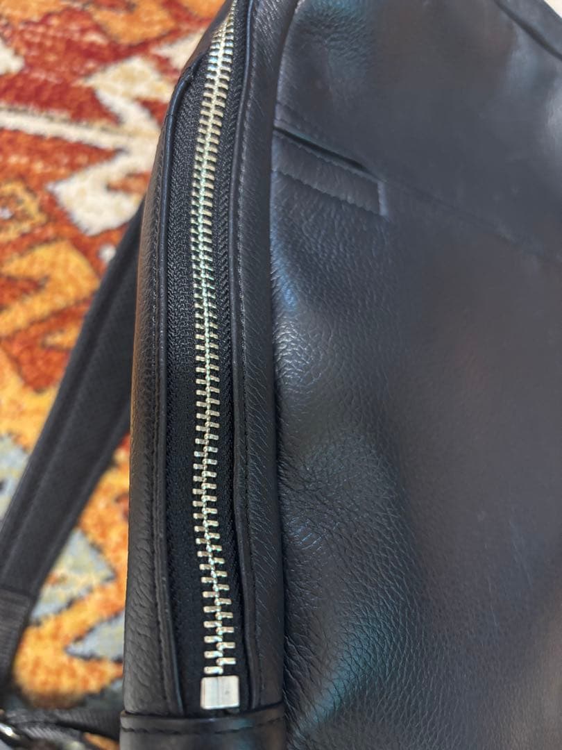 ビジネスレザーファクトリー　リュック　ブラック