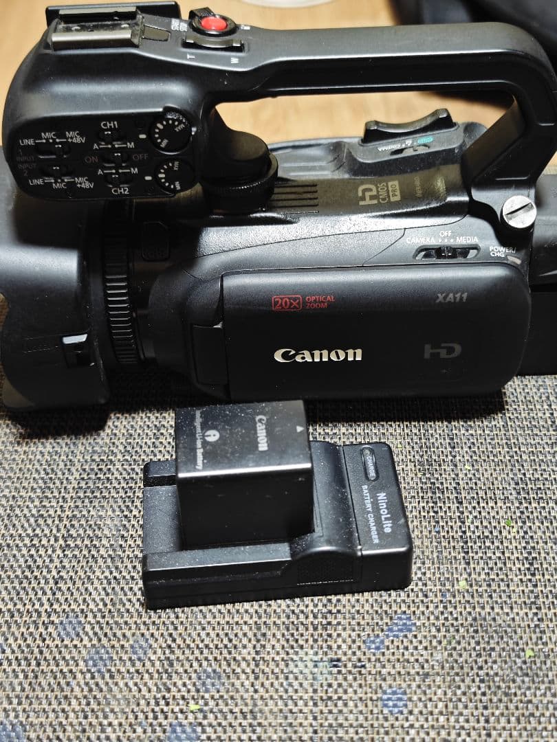 【業務用ビデオカメラ】XA11【CANON】