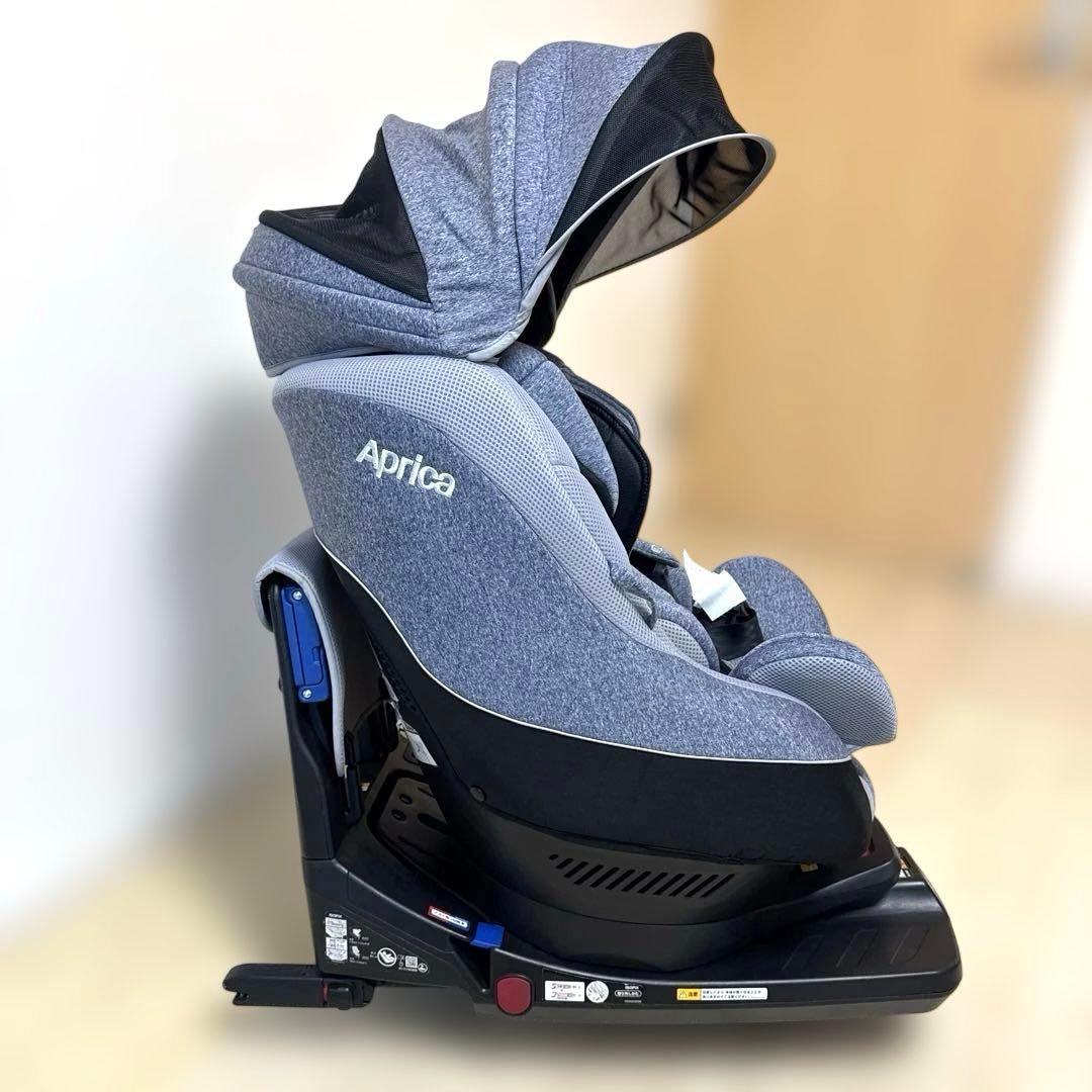 Aprica クルリラAC ISOFIX 回転式　チャイルドシート