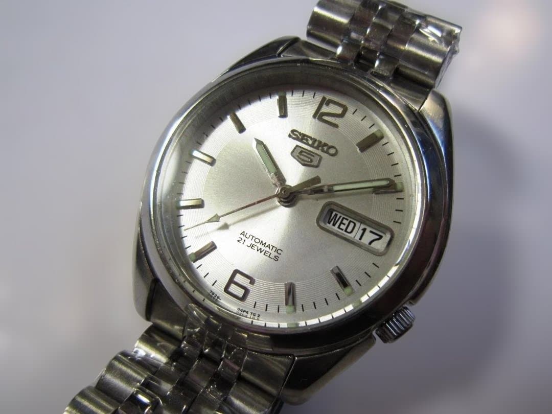 【三が日特価】SEIKO５ 7S26-01V0　自動巻き〈おまけ付〉