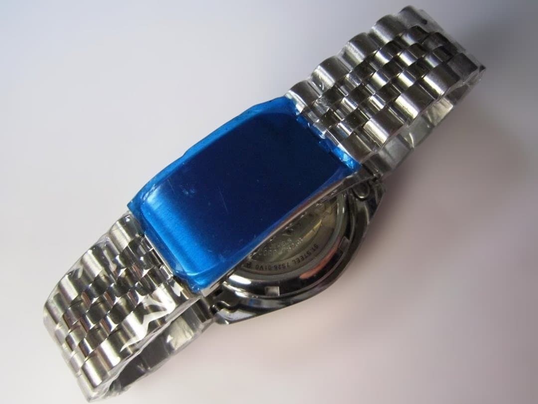 【三が日特価】SEIKO５ 7S26-01V0　自動巻き〈おまけ付〉