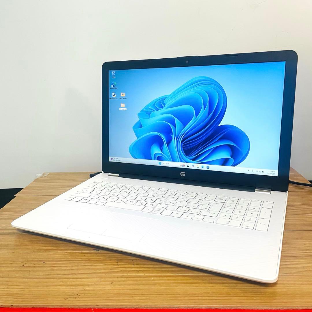 ホワイトノートパソコンWindows11オフィスWi-FiカメラDVD