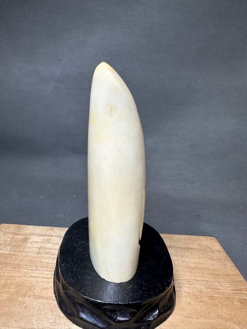 鯨歯　マッコウクジラ　天然素材　アンティーク　骨董　飾り物　古美術品　 置物
