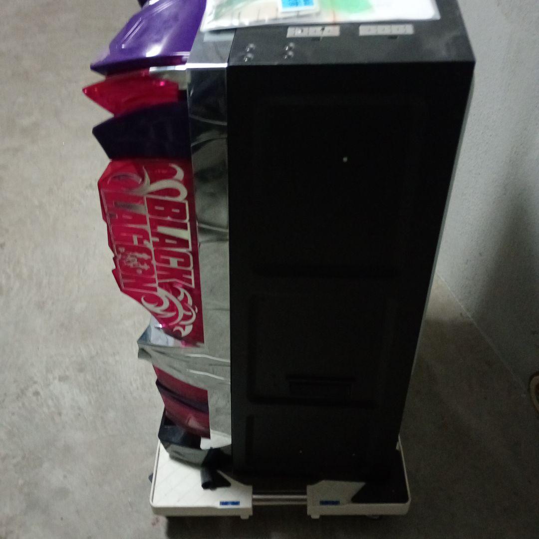 【Ｓブラックラグーン４】パチスロ実機 不要機付【♪送料無料＆毎日値下げ♪】