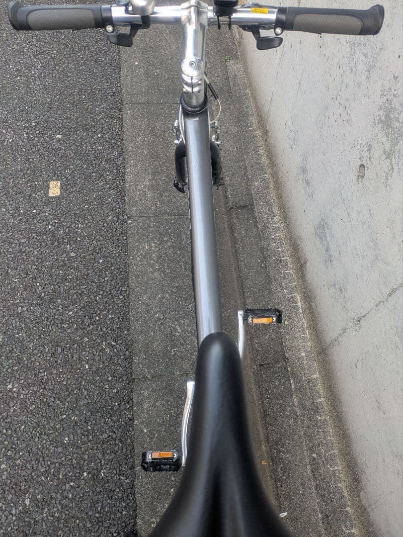 土日限定価格　GIANT ESCAPE R3 ブラック　引き取り限定