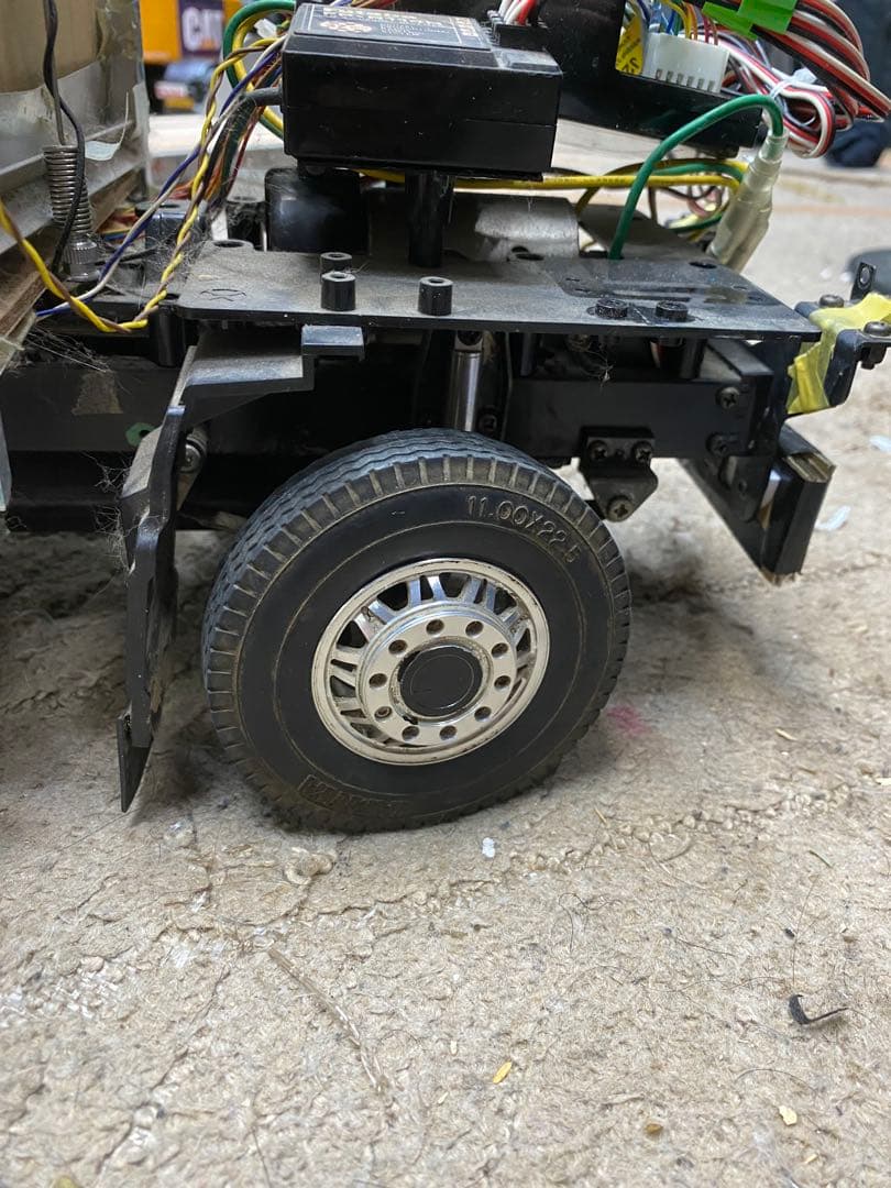 タミヤ1/14トレーラーフルオペ　平ボディ　キャブとその他欠品あり