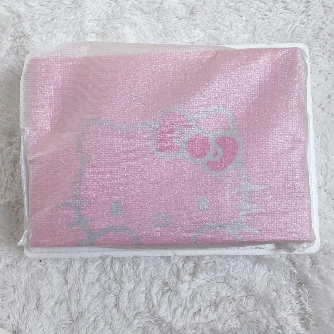 激レア希少 【ハローキティ】 スロットインDVDプレーヤー