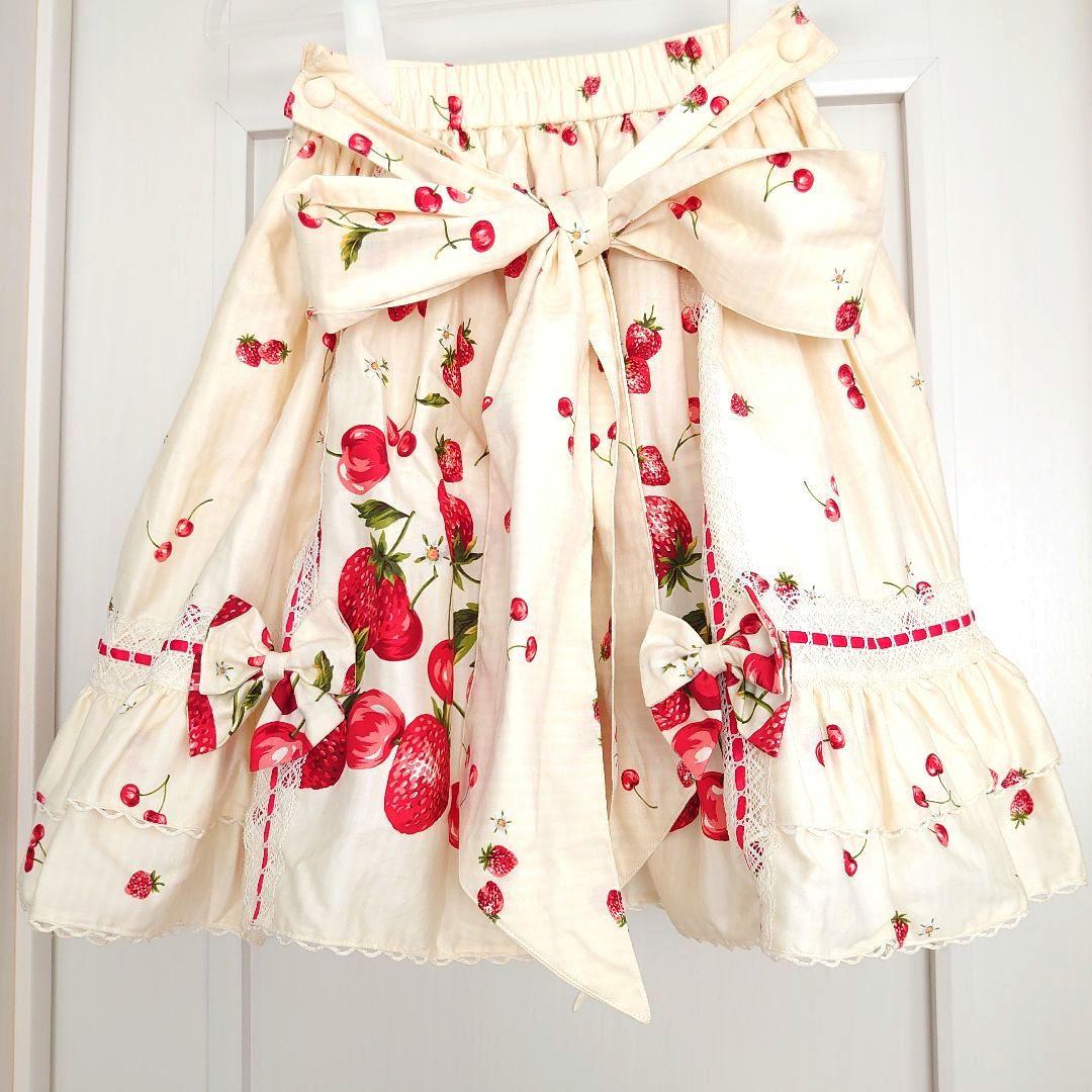 メタモルフォーゼ 苺とチェリーのスカート
