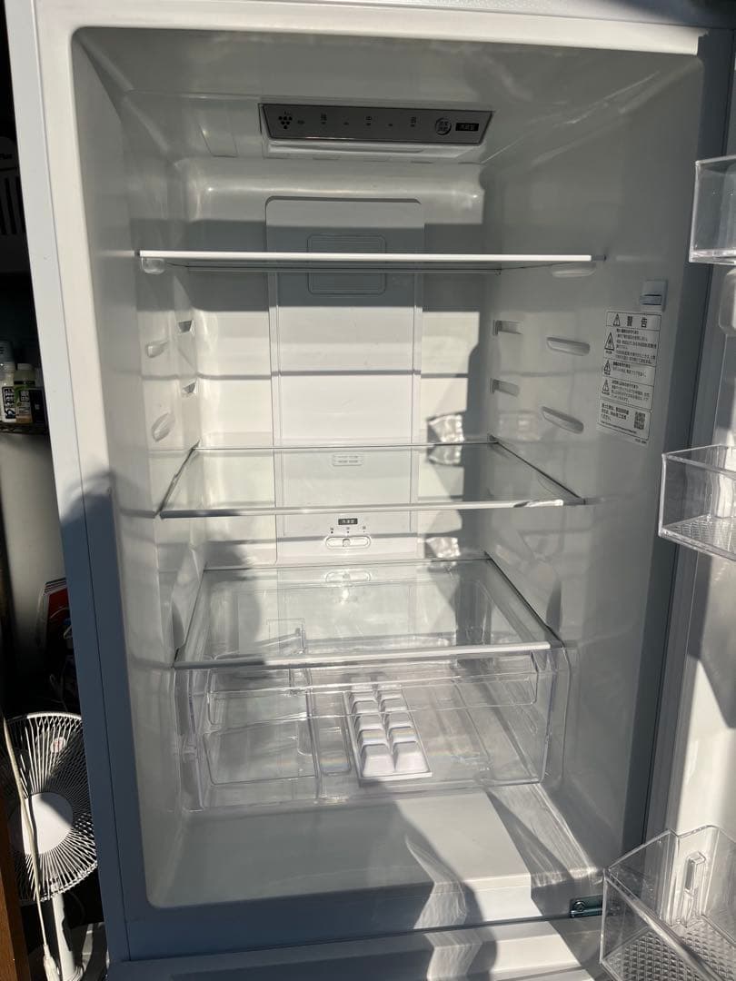 SHARP 冷蔵庫シャープ SJ-BD23K-W 2023年製230L T