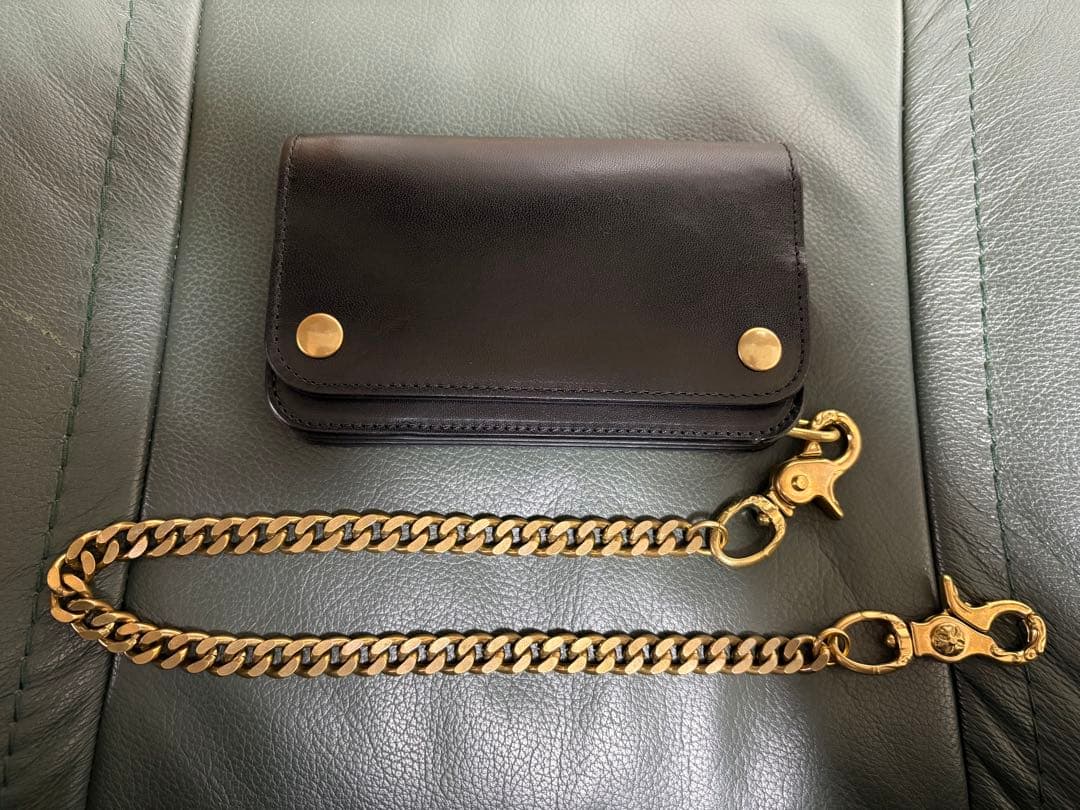 ブラックレザー トラッカーズウォレット　真鍮チェーン付き