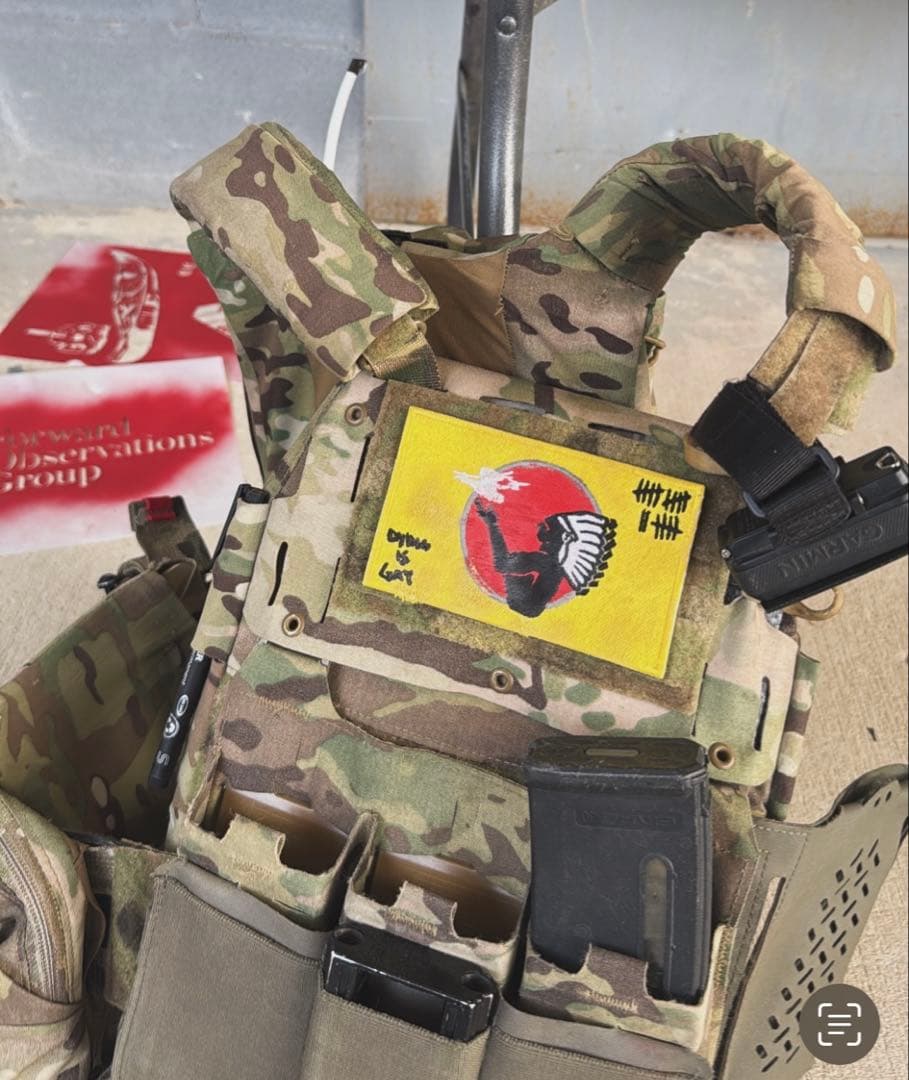 実物　Forward Observations Group パッチ