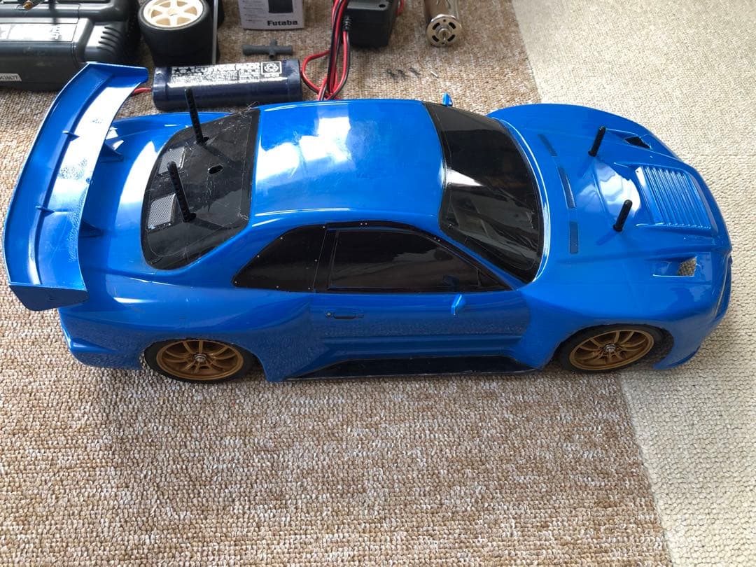 タミヤ　RCカー　1/10 CALSONIC SKYLINE GT-R R34