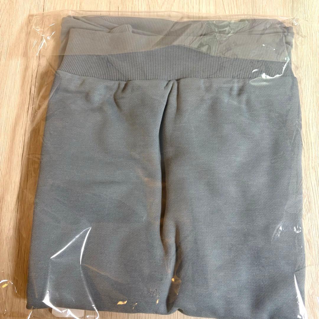 新品未開封　マルシィ　Vネックプルオーバー　横浜アリーナ　横アリ