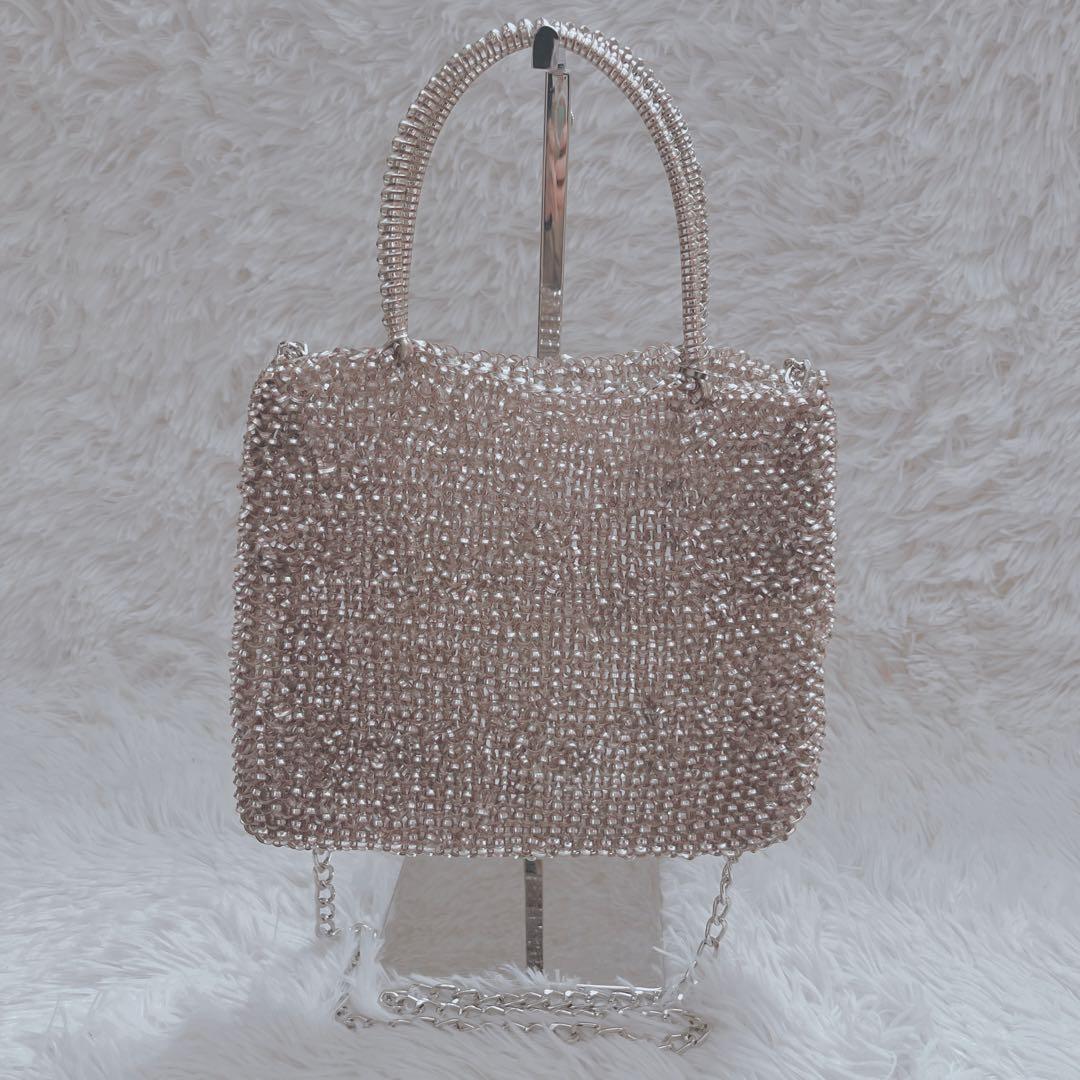 人気色　アンテプリマ　スタンダードスクエアミディアム　チェーン付　ピンクシルバー