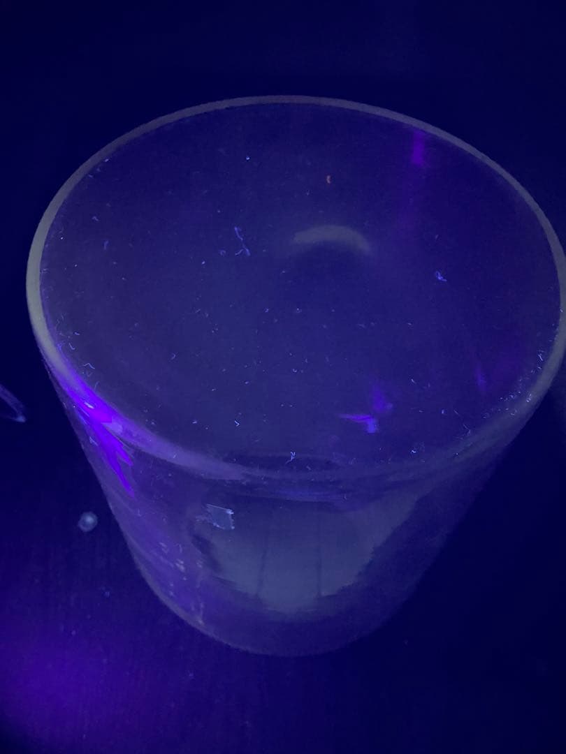 透明ガラス蓋付きウランガラス