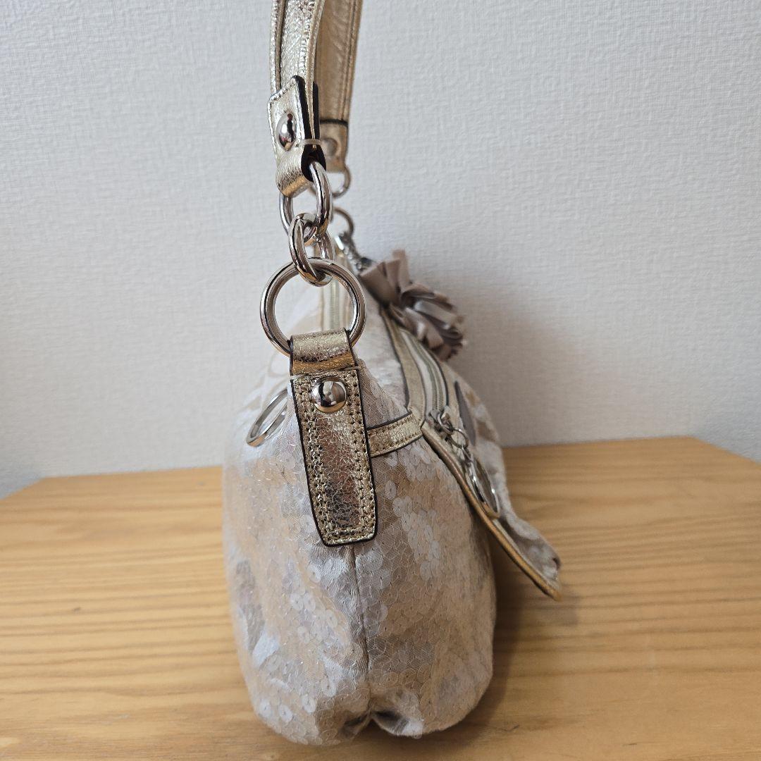 ★ド派手★COACHポピー　スパンコールショルダーバッグ★チャーム４点&袋付き★