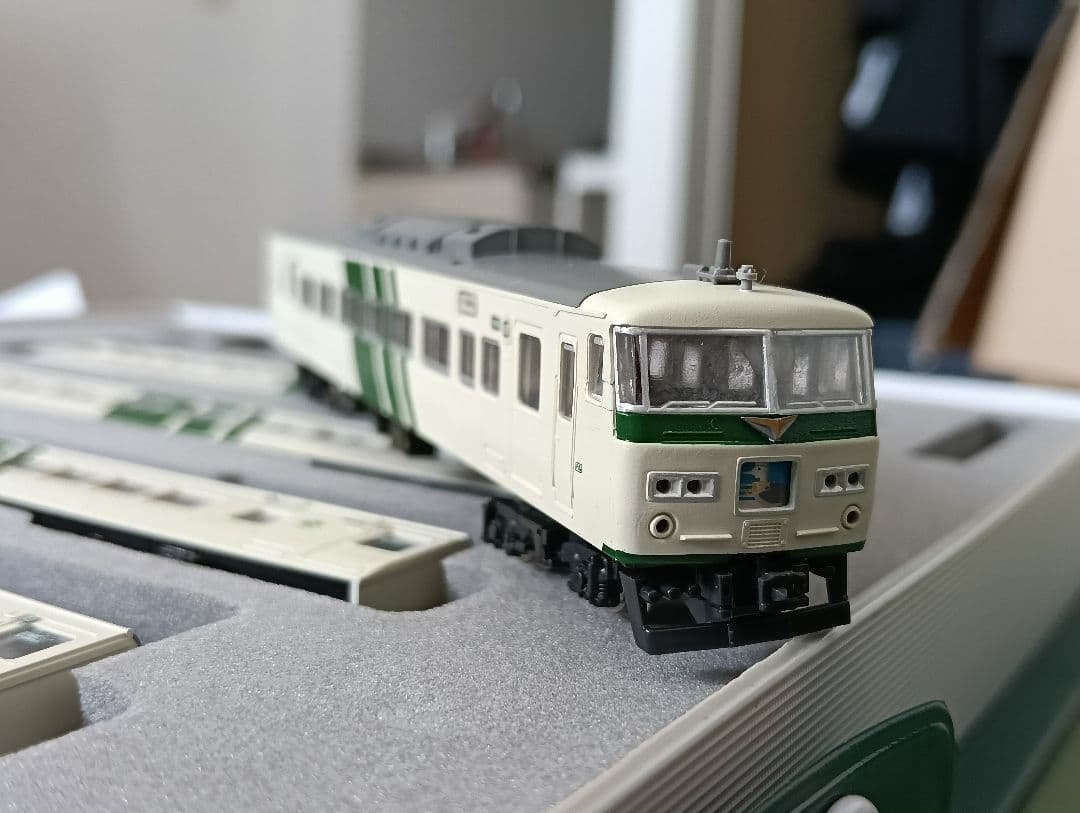 KATO 10-443 185系0番台踊り子 8両