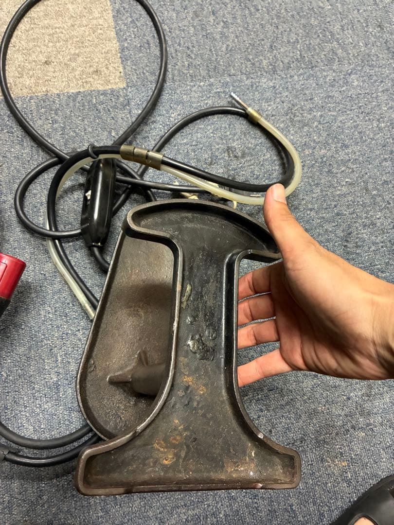 直本工業 ハイスチームアイロン 台セット　中古　業務用ナオモト 通電加熱OK