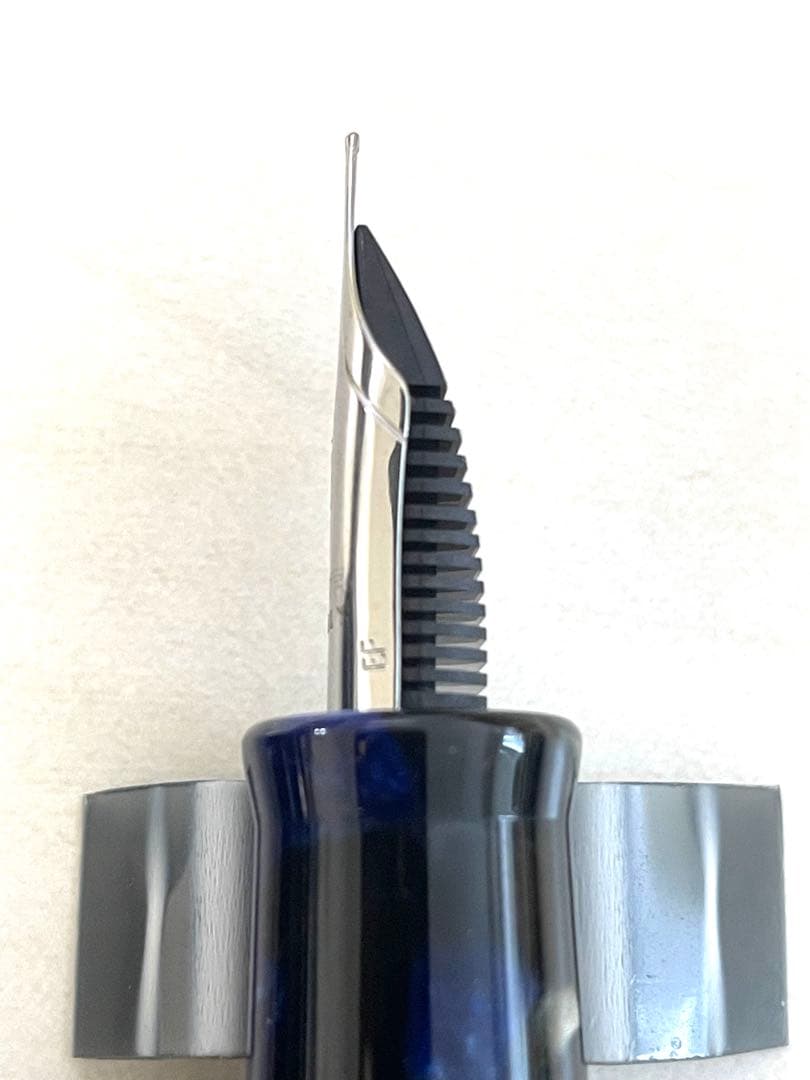 【週末値下中】デルタ万年筆 スパッカナポリ パラッツォ フィロマリーノ<EF字>