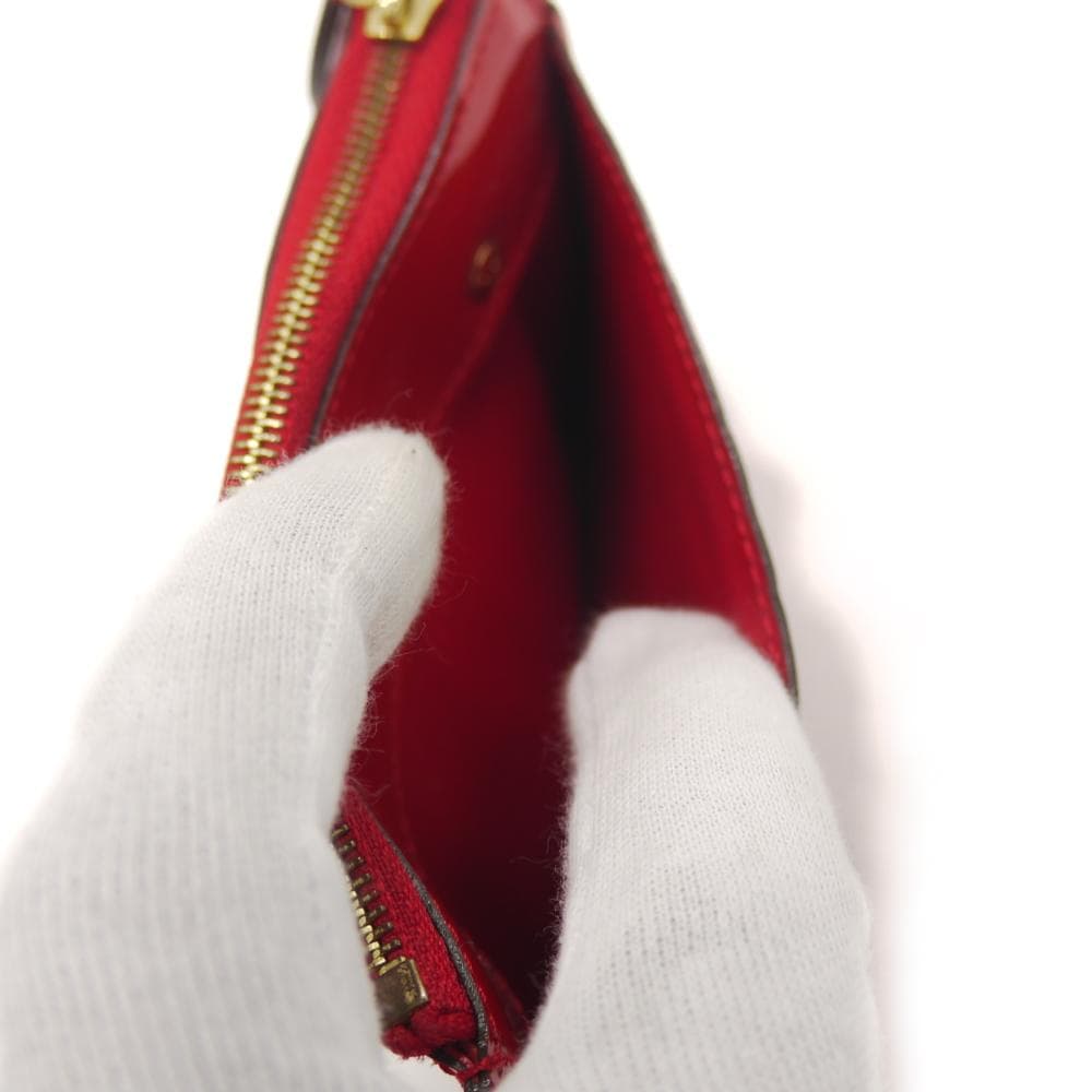 ルイヴィトン ヴェルニ ポシェットクレ ケース M93559 Y04656