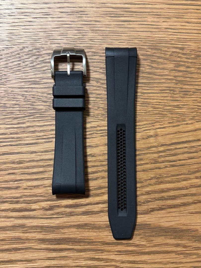 【コンディション◎】定価4.2万ROLEXデイトナ用RUBBER B 【尾錠付】