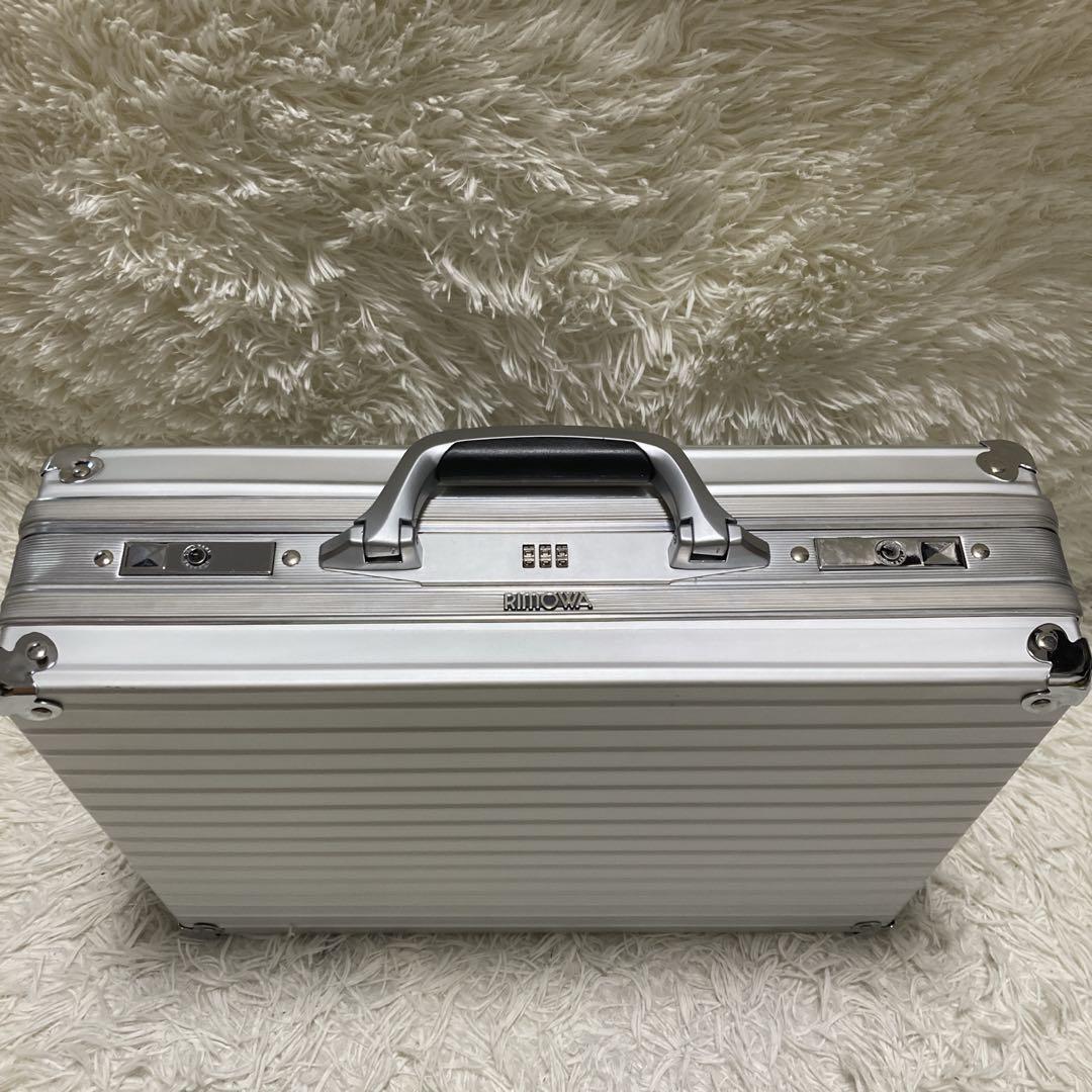 廃盤　RIMOWA アルミニウム　アタッシュケース　ダイヤルロック　旅行バッグ