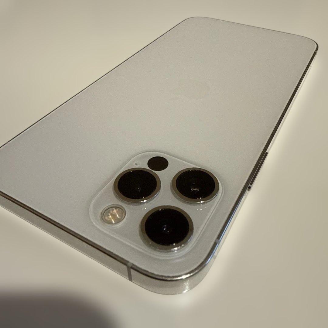Apple iPhone 12 Pro 128GB シルバー SIMフリー