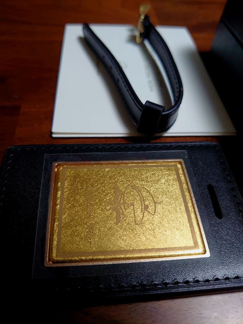 ANA 100万マイル記念 オリジナルネームタグ レザー製 金色プレート