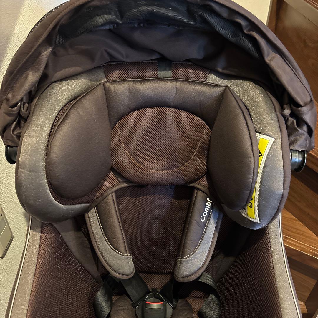 Combi チャイルドシート　クルムーヴスマート ISOFIX