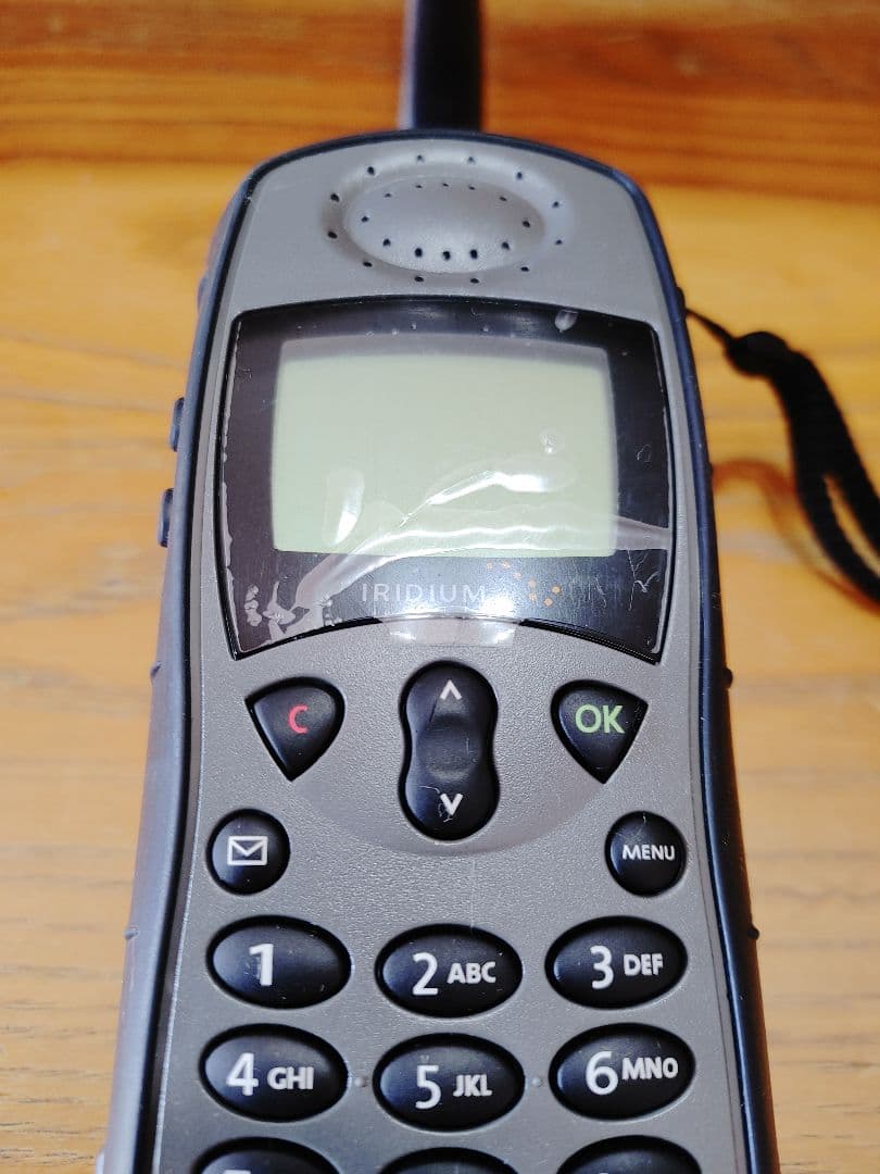 【希少・KDDI】イリジウム衛星携帯電話 Iridium 9505A 本体のみ