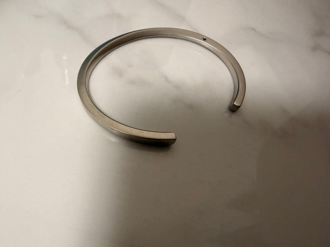 eteシルバー925 オープンバングル ブラックダイヤモンド