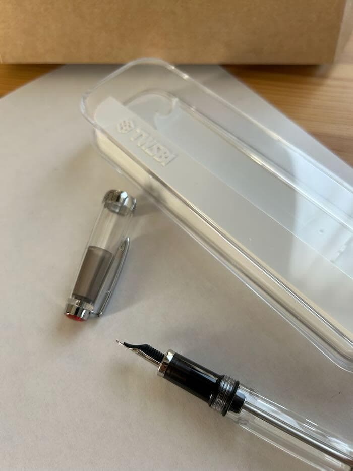 TWSBI ツイスビー　万年筆 EF スモーク バキューム ミニ