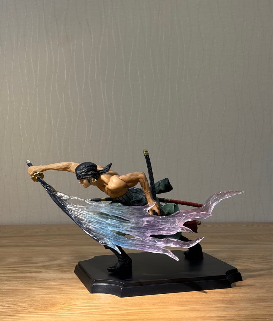 ロロノア・ゾロ フィギュア