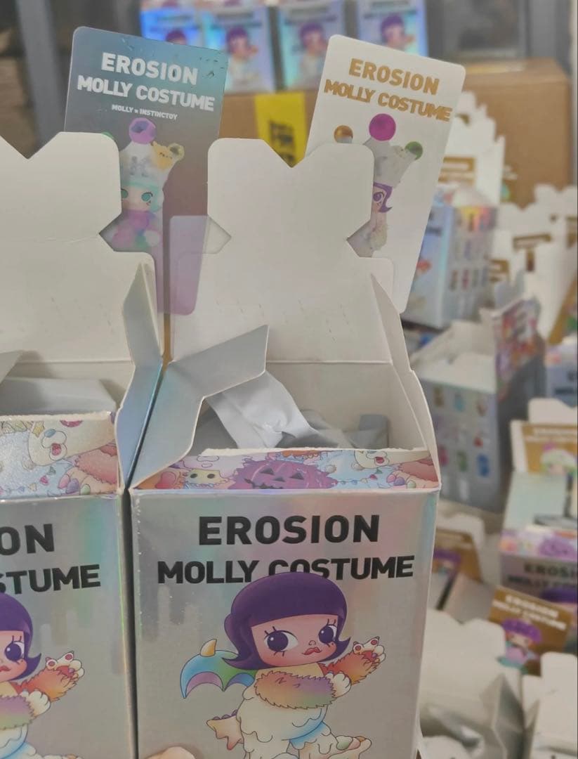 MOLLY × INSTINCTOY EROSION MOLLY COSTUME