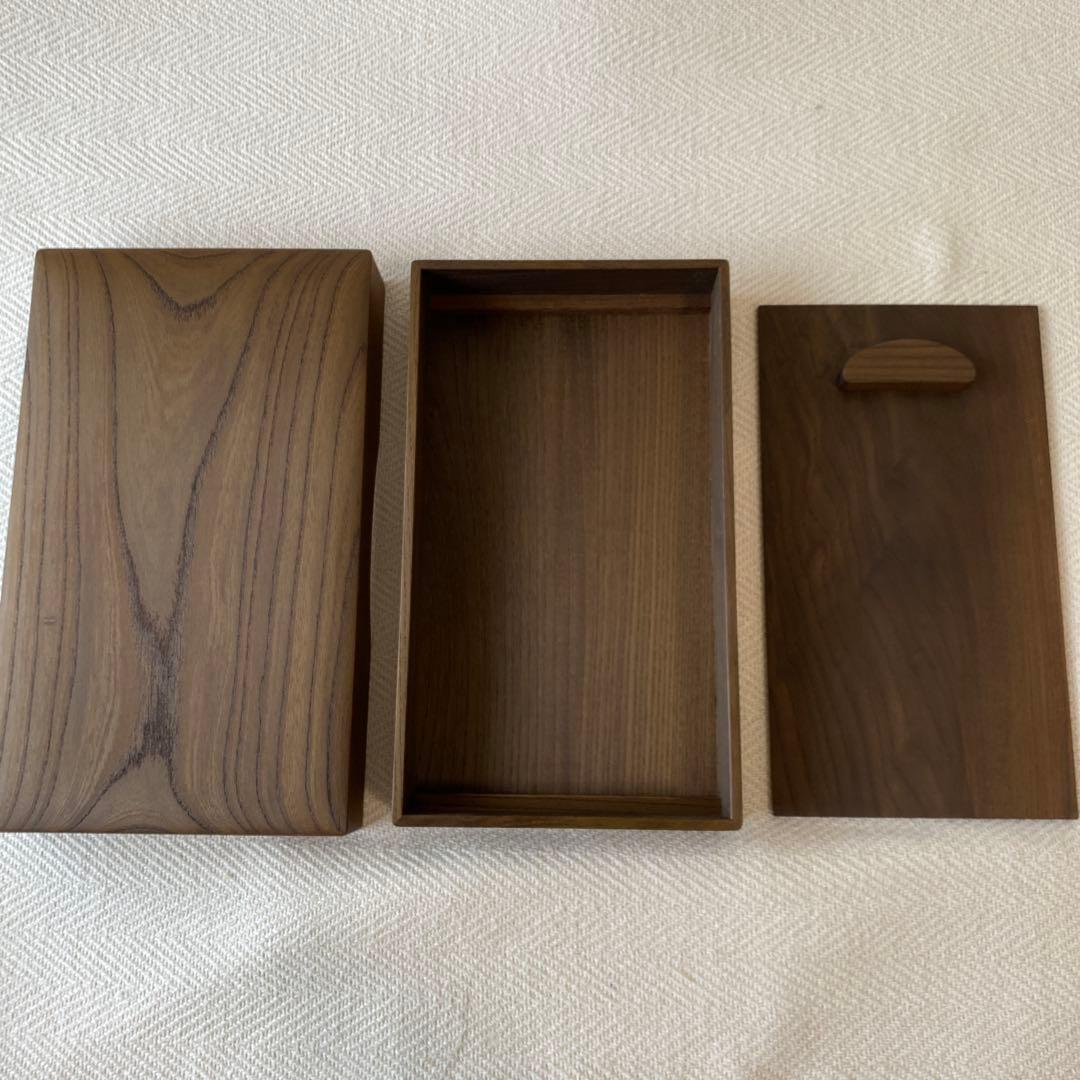 ①千年の神代銘木箱 発掘古代木 数珠 念珠箱 トンボ玉用宝箱 天然木の箱