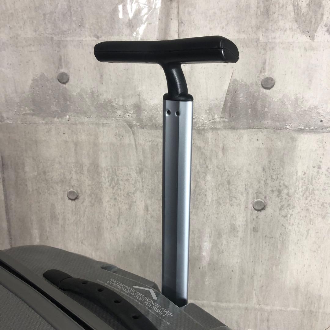 samsonite　スーツケース　グレー　大容量　軽量　4輪　TSAロック