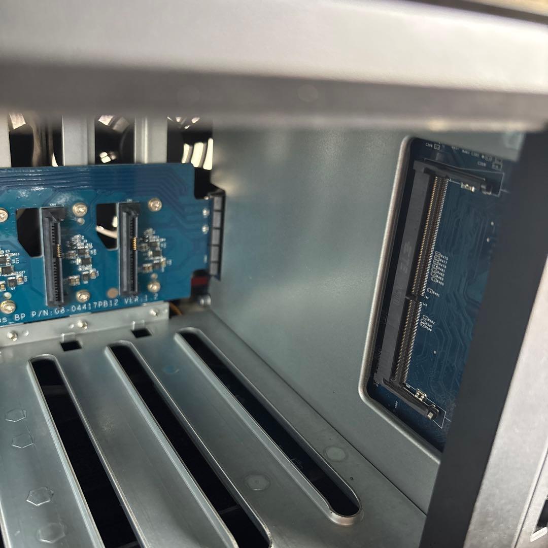 Synology シノロジー DS920+＆HDD TOSHIBA 10TB