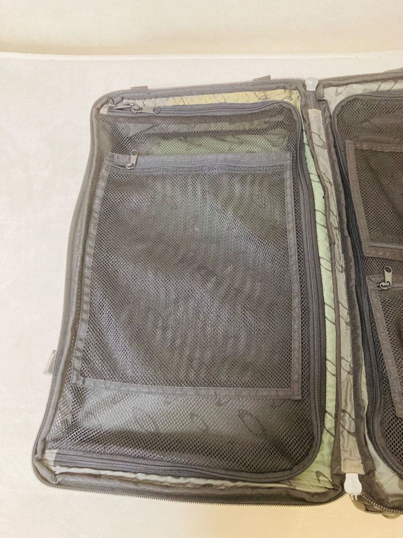 オークリー　OAKLEY　キャリーバッグ　キャリーケース　スーツケース　約33L