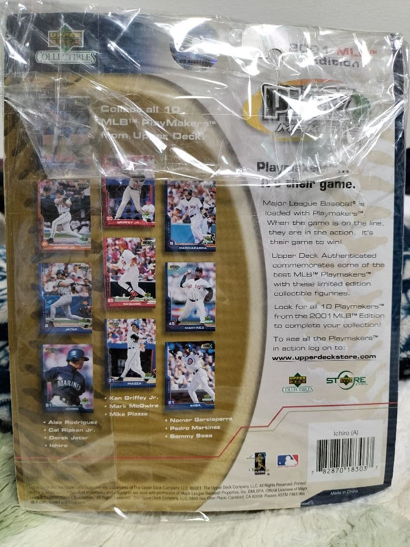イチロー フィギュア＆カードセット 2001年MLB　日米殿堂入り 激レア