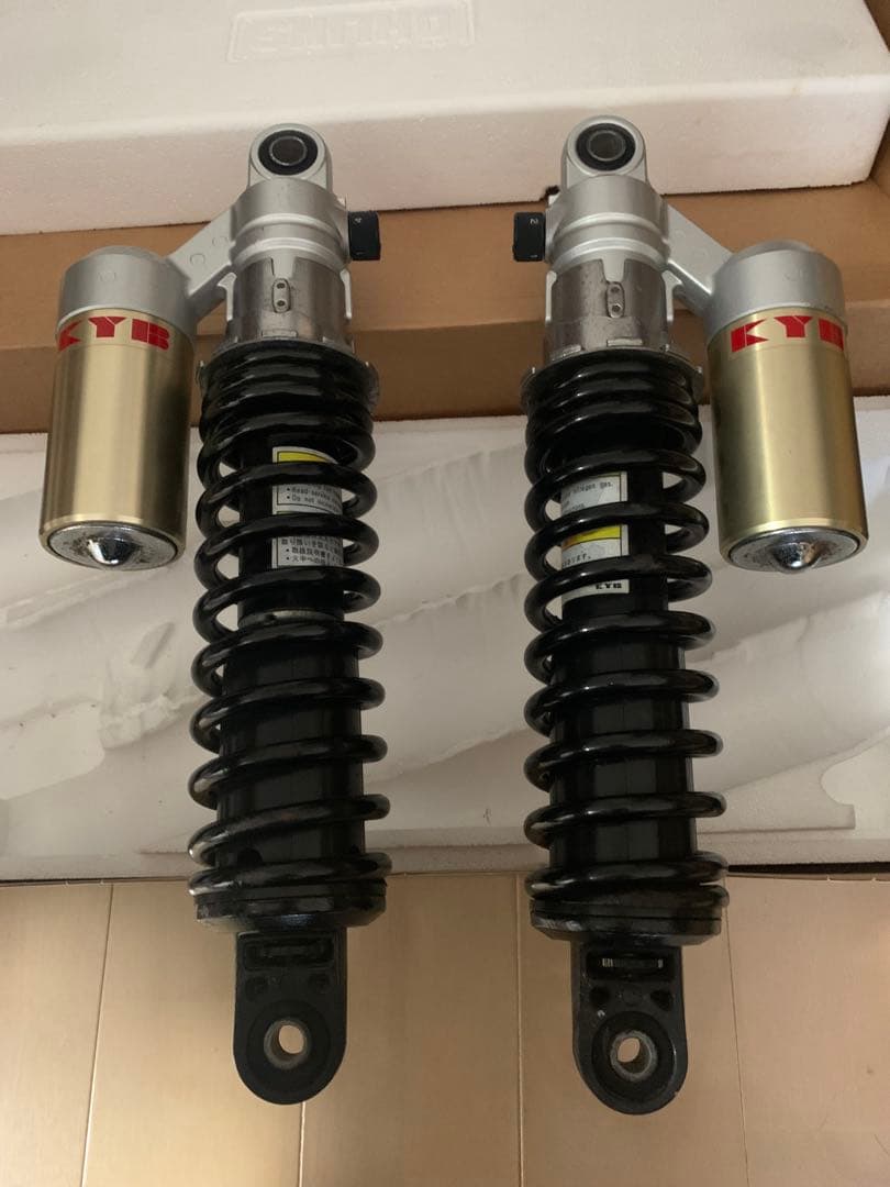 ZRX 1200R リヤサスペンション左右