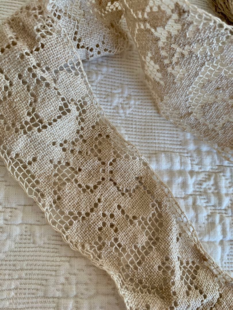 フランスアンティークローズ柄ファブリックパニエ＆アンティーク レースset