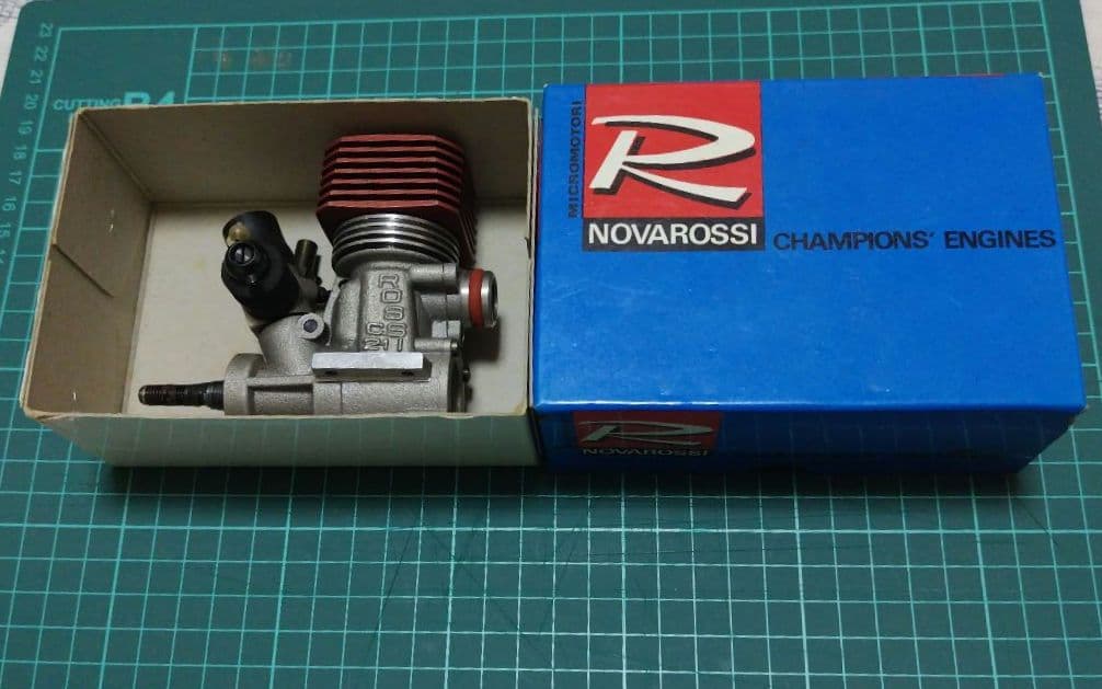 NOVAROSSI CS21 模型用小型エンジン