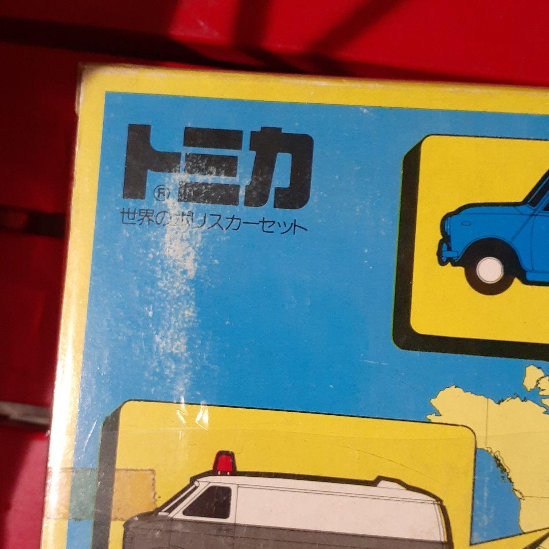 トミカ　世界のポリスカーセット