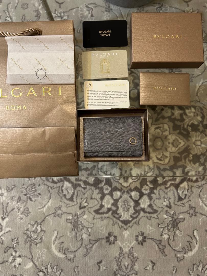 BVLGARI レザーキーケース グレー