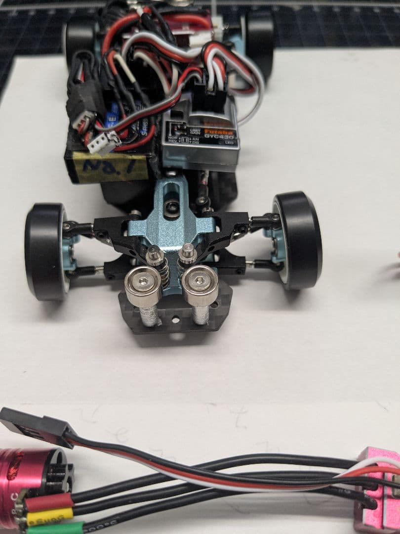 TGーRwd　1/24　ドリフトレーシングカー　McLaren 　ボデー付き