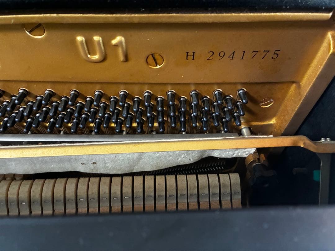 YAMAHA アップライトピアノ 黒 椅子付き